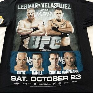 UFC Black Graphic Tee - Short Sleeve